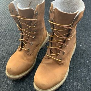 Timberland boots size 7.5 teddy fleece